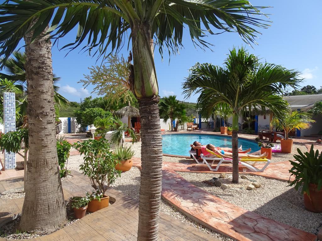 Hacienda Wayaca Apartments Oranjestad Exterior foto